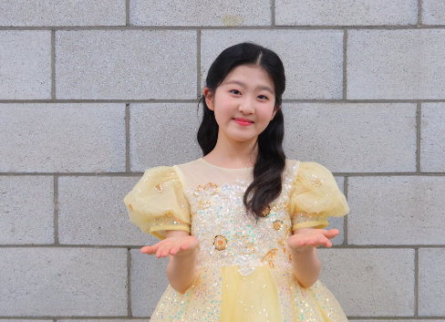 윤윤서 프로필