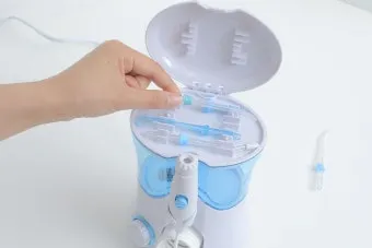 구강세정기 선물 워터탱크 분사압 수압조절 임플란트 사용자 체크 포인트_15