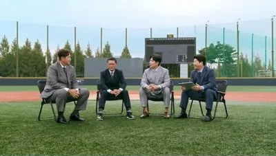 TVING 오리지널 스포츠 시리즈 퍼펙트 리그 2024 KBO 리그 성공 & 흥행 분석 공개일 시청 방법 출연진 내용 정민철 이대호 이종범 박재홍