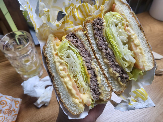 맘스터치 광교역점 그릴드비프버거-1