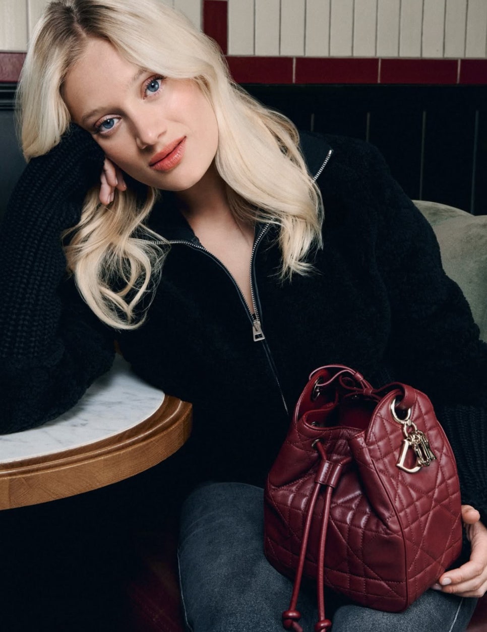 블랙핑크 지수 착용 PICK