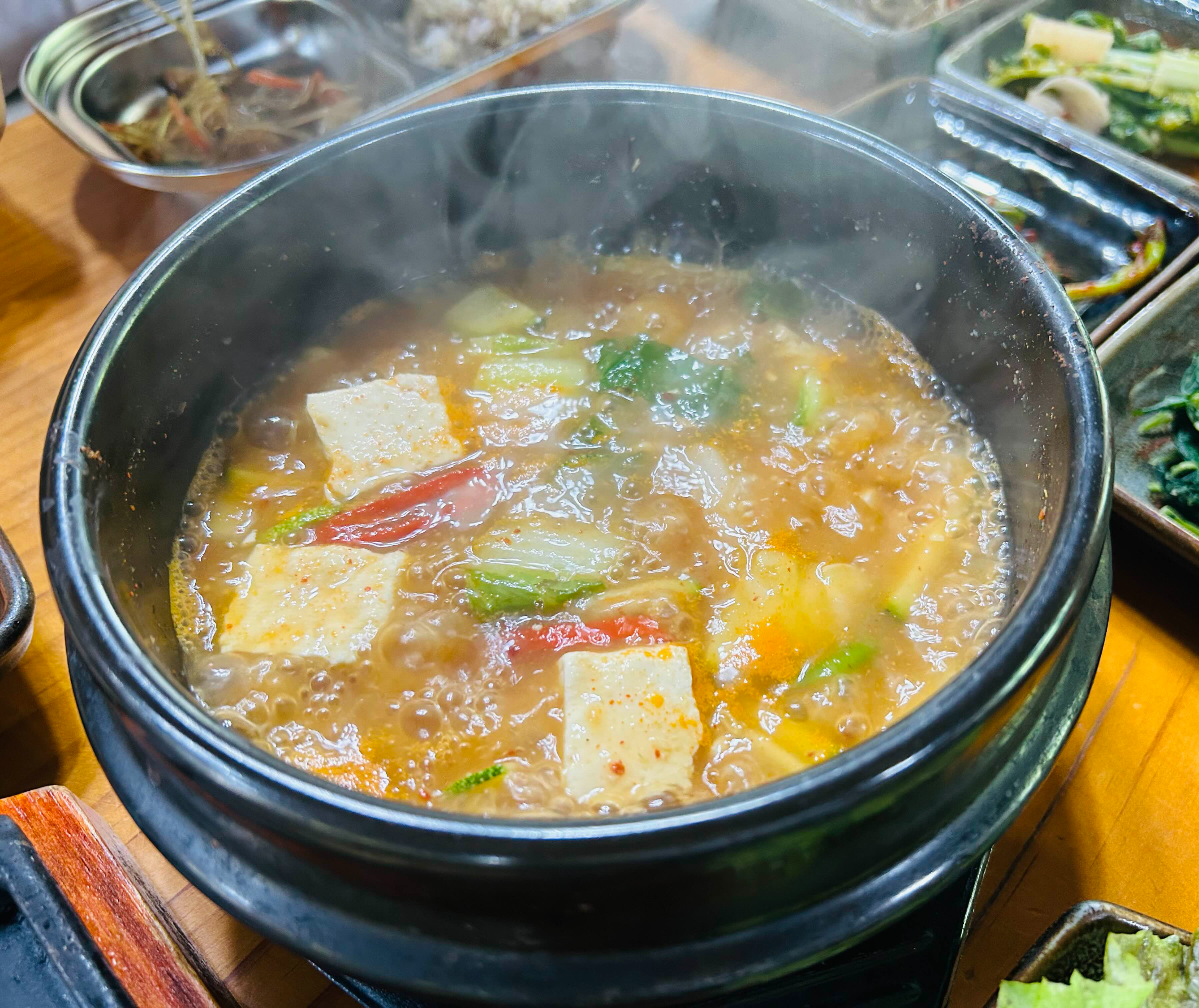 '보리밥짓는사랑방한정식'