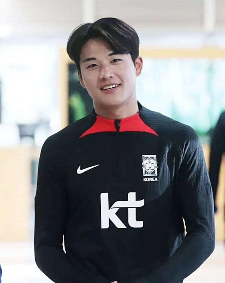 설영우-축구선수