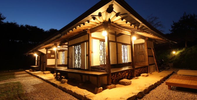 고창 술암제 한옥 야경