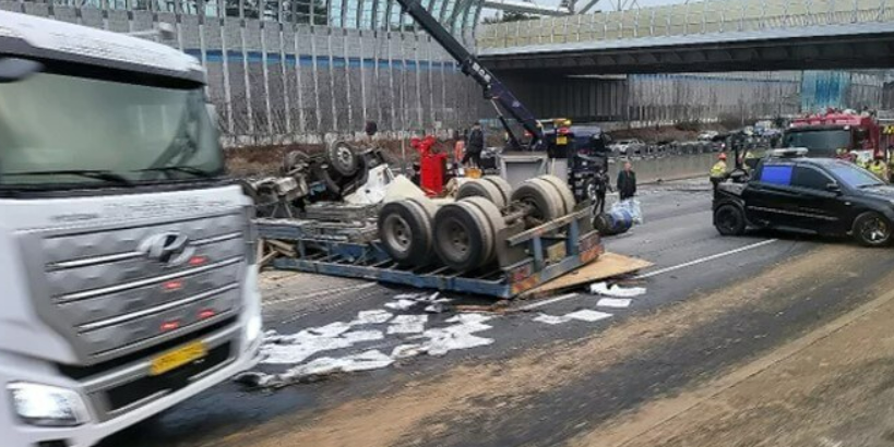 판교IC 사고 정체