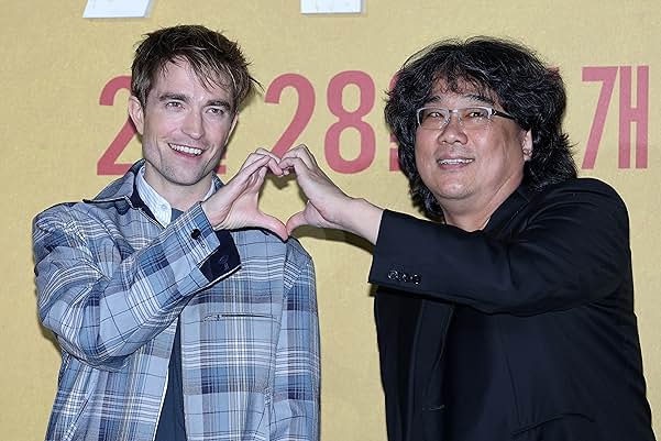 영화 &lsquo;미키 17&rsquo; 관람평 - 봉준호 감독의 SF 걸작&amp;#44; 관객 반응 총정리