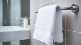 씻어도 계속 나는 체취? &lsquo;이 부위&rsquo; 안 닦으면 샤워해도 소용없다