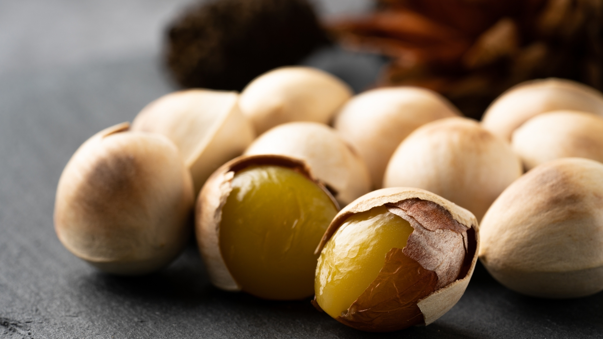 도심 속 노란 은행