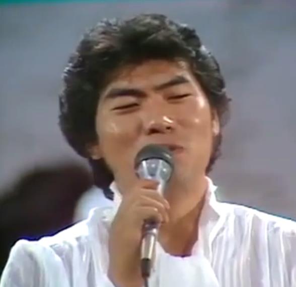 나훈아(차중락) - 낙엽 따라 가버린 사랑