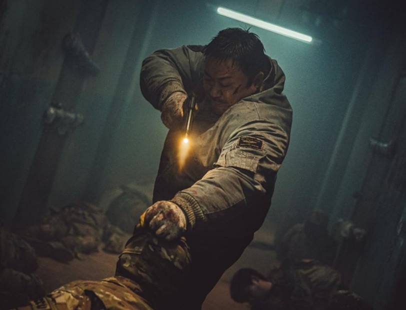 [다시보기 추천] 넷플릭스 영화 황야 줄거리 결말 리뷰