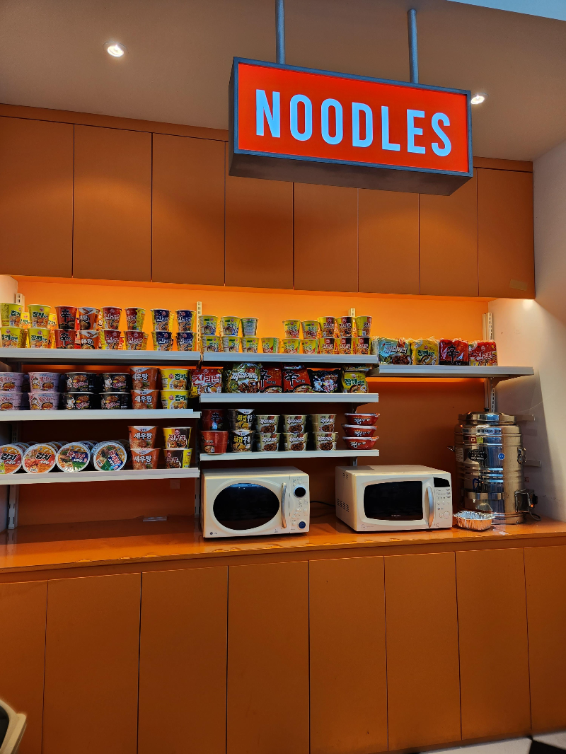 파주 자유로 자동차 극장 매점