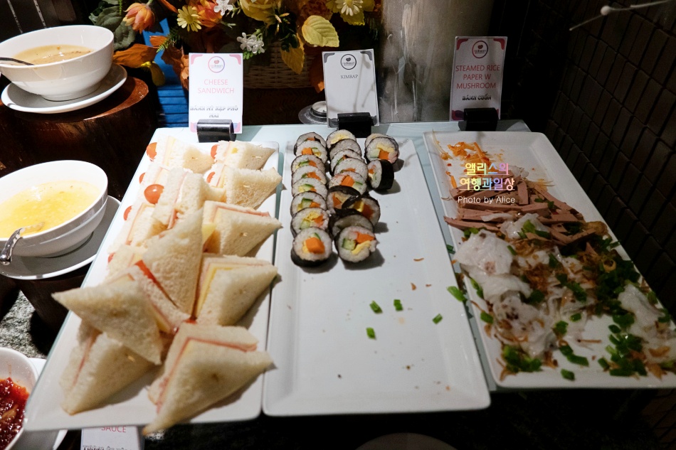 라 시에스타 호이안 리조트 조식 레드빈 호이안 레스토랑 조식당 후기