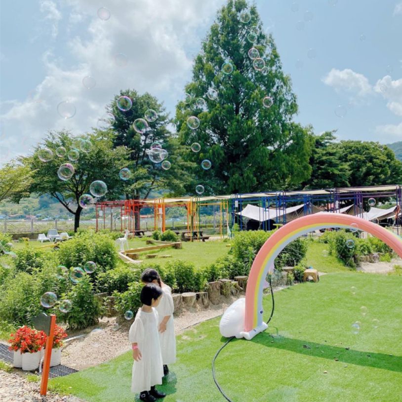 더플레이그라운드