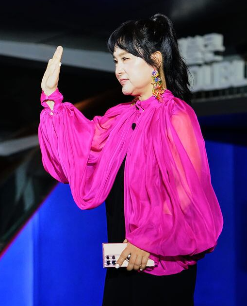 지영옥 프로필 사진│KBS 5기 공채 개그우먼, 〈쓰리랑 부부〉 지씨로 활약