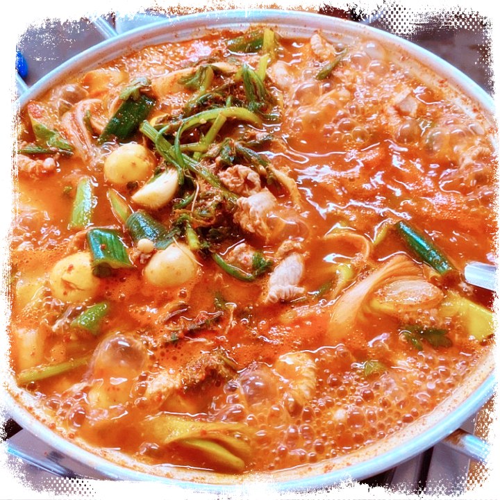 생방송투데이-제2943회-얼큰한-낙지닭알탕-인천-동구-닭알탕거리-맛집-위치