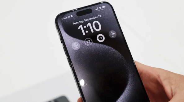 iphone 15 Pro 디스플레이