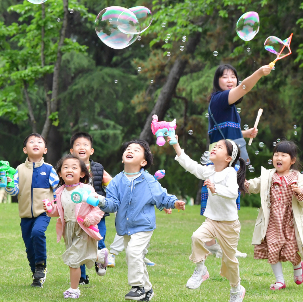 즐거운 어린이들 이미지