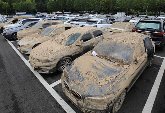 차량 침수 시 행동요령