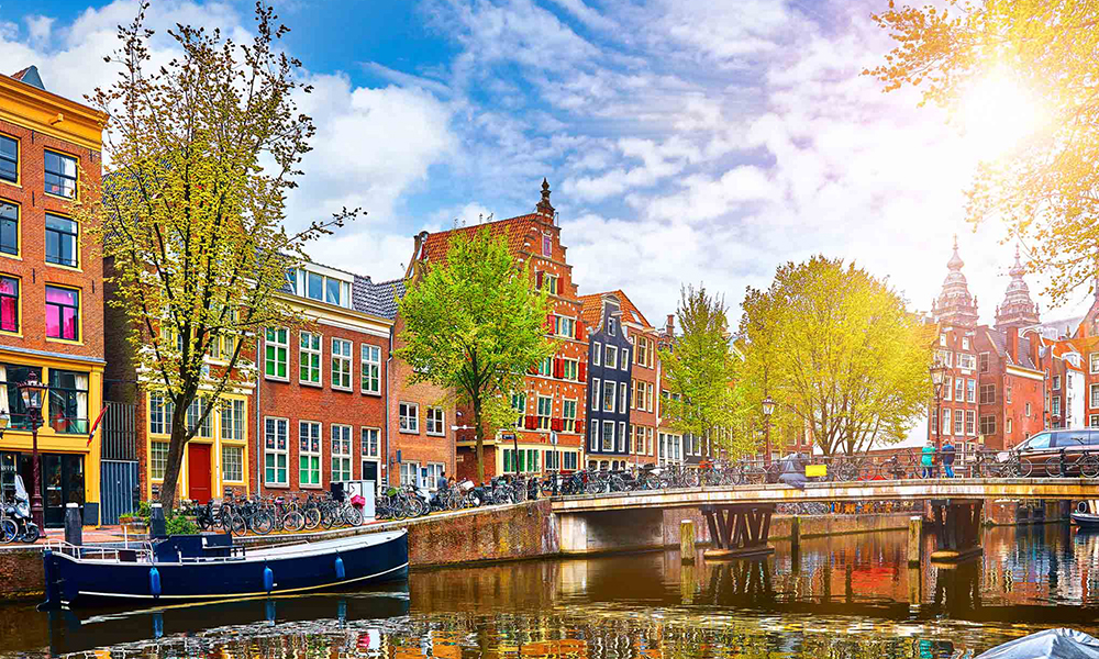 암스테르담 네덜란드 여행 소개 : 안나 프랭크 하우스, 반 고흐 미술관, 국립 미술관