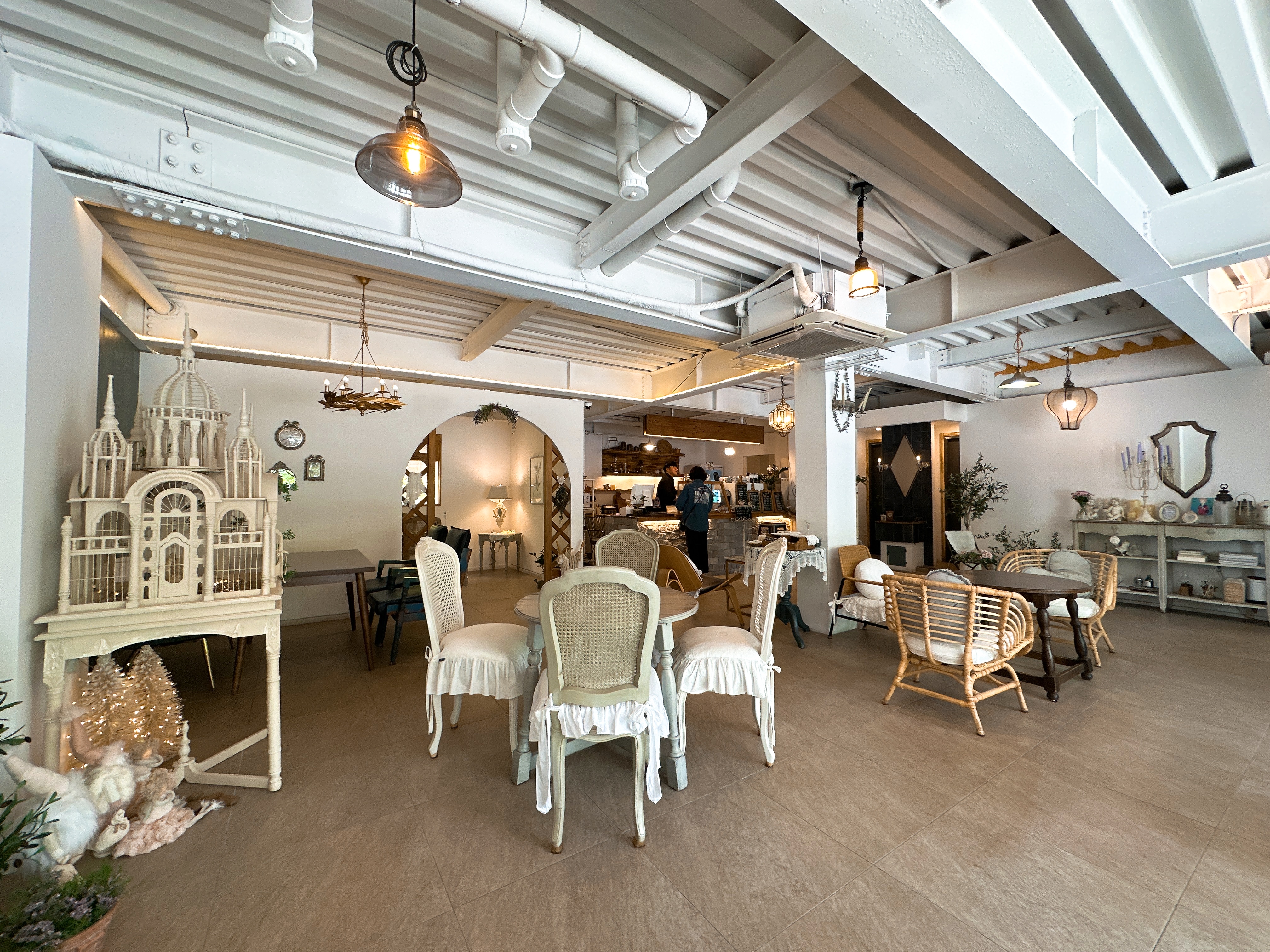 김해 삼계동 분위기 좋은 브런치 카페 추천 - 프랑스 감성 가득한 세실리아 방문 후기