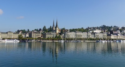 루체른 호반도시 전경 사진