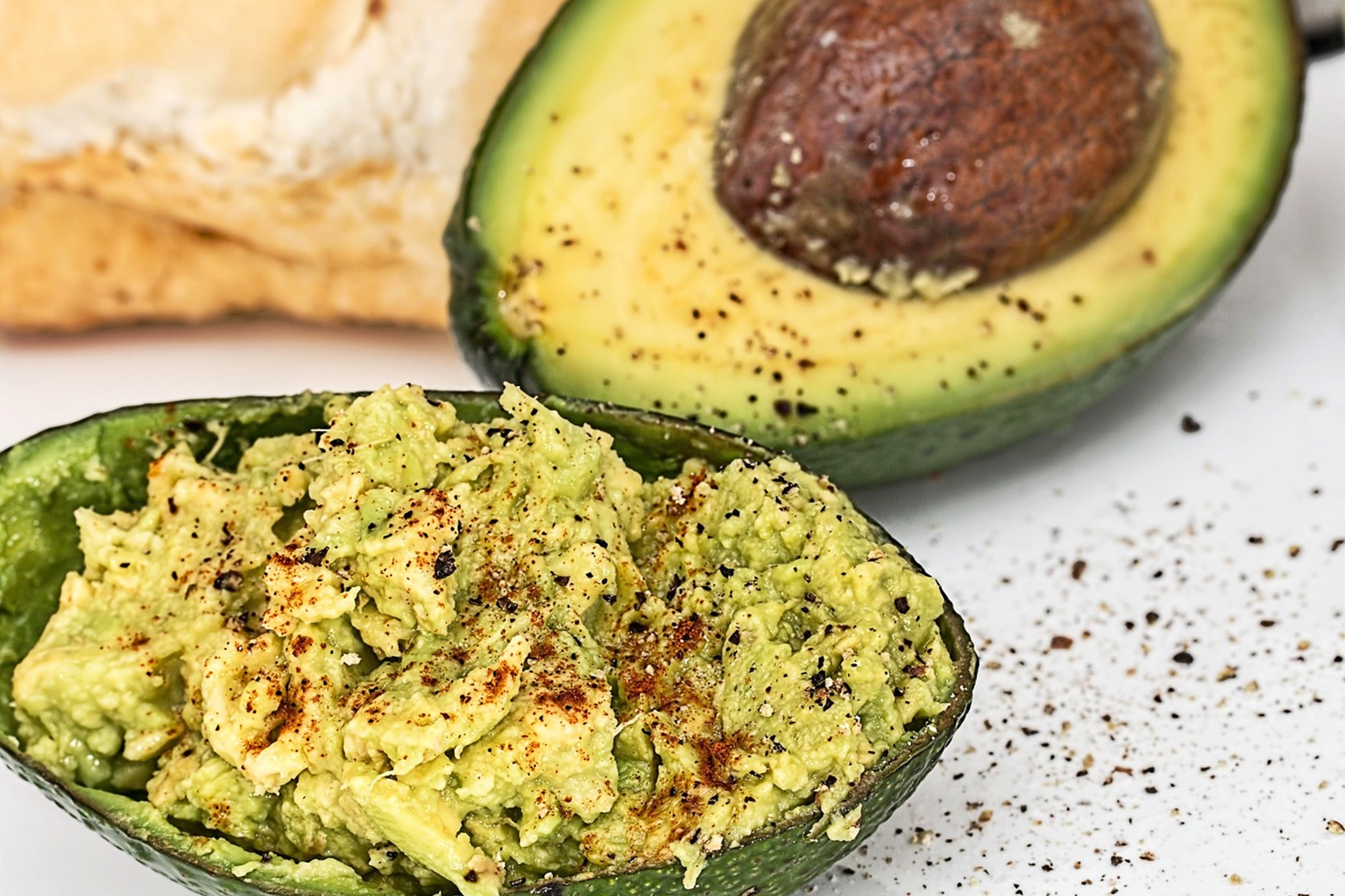 밤마다 단 음식이 당겼던 사람들의 공통된 낮 습관 5가지