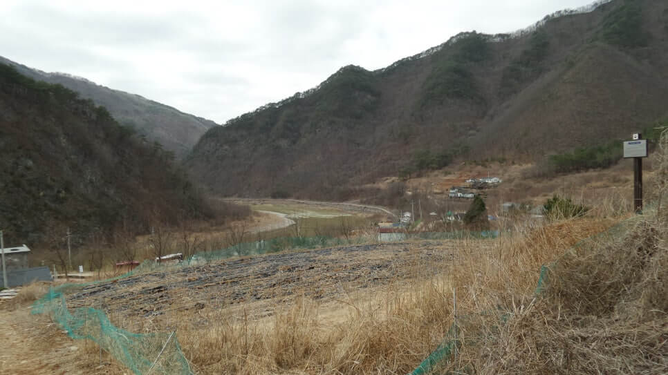 100대 명산 등산하기 스물세번째 동강 백운산 등산하면서 굽이굽이 흐르는 동강과 주변 산들이 연출해 내는 절경