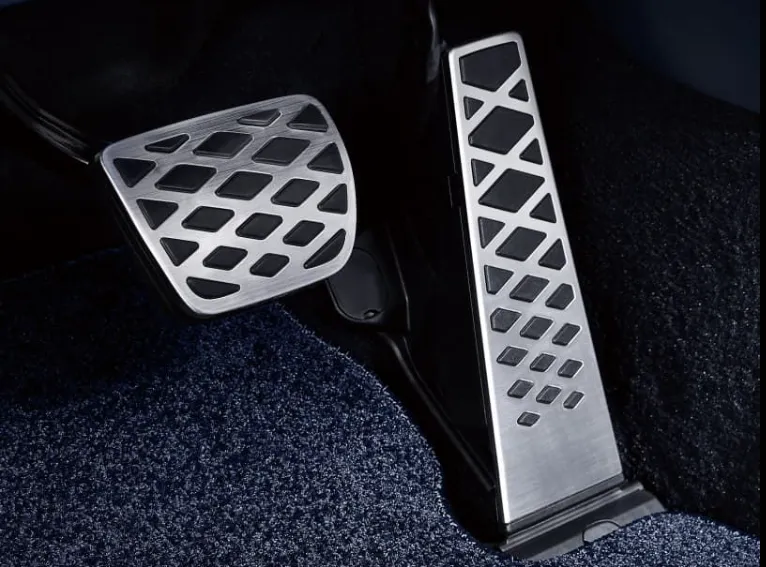 메탈 페달 이미지