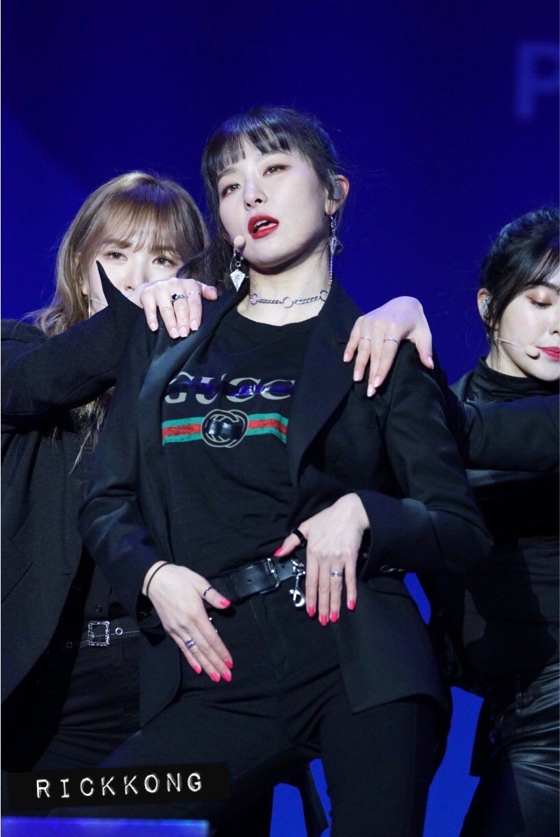 시크한 스타일의 데일리룩 패션스타일 사진 모음 시크한 스타일의 데일리룩 패션스타일 사진 모음