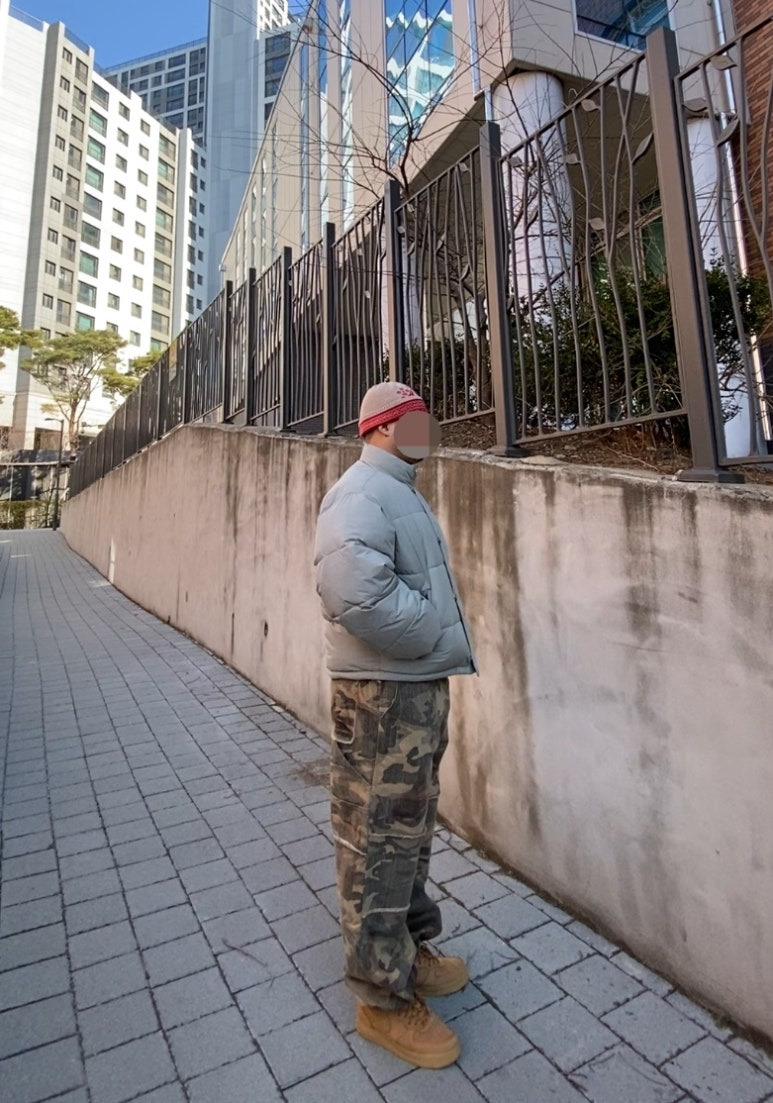 데일리룩('26. 3. 7.)오가프 노르딕패턴 빈티지 울 니트 비니, 세컨모놀로그 더블어드저스트버튼 숏 패딩 점퍼, 테이크이지 카모 카모플라쥬 팬츠, 나이키 에어포스 미드 된장 1