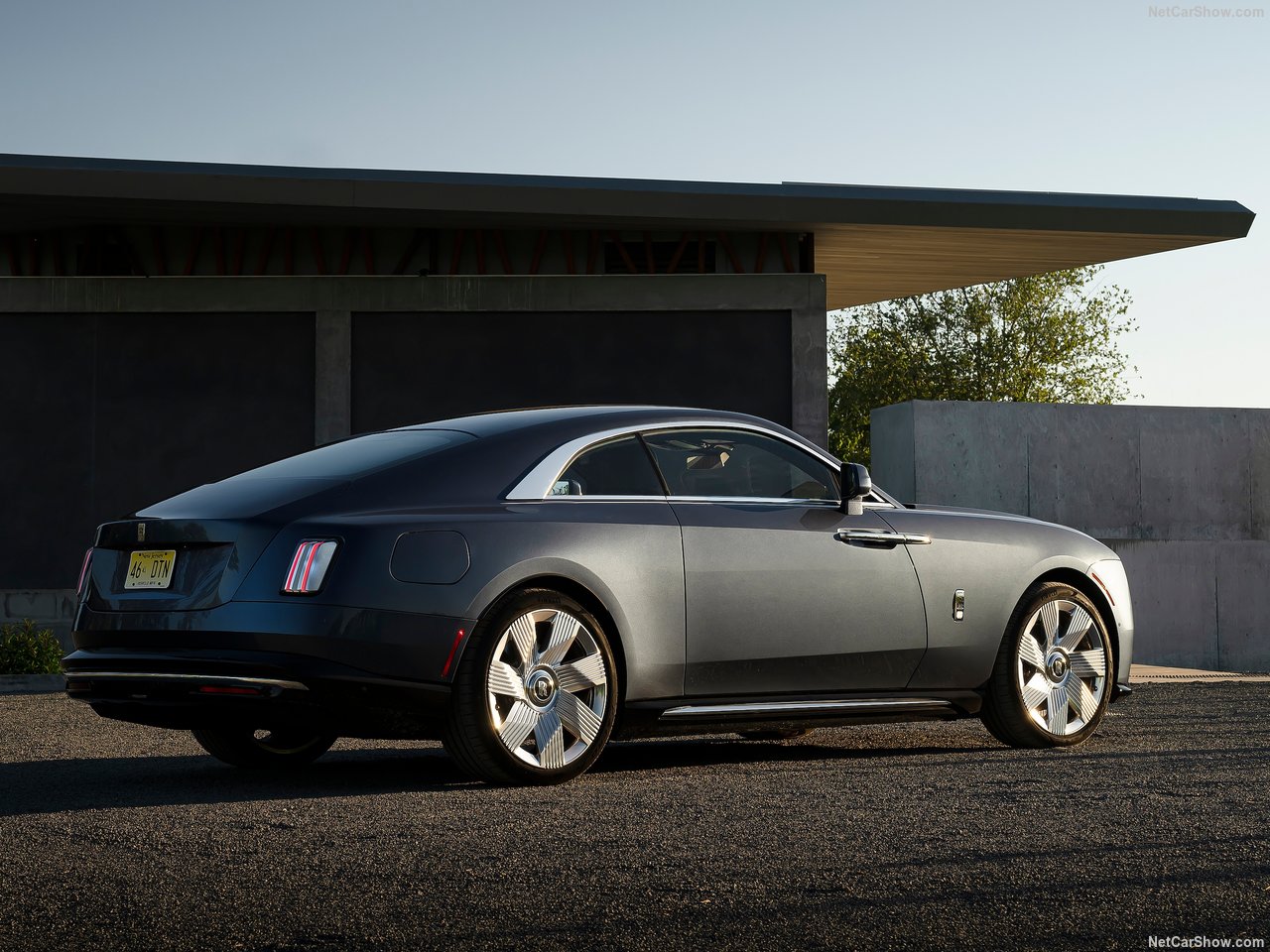 2024 롤스로이스 스펙터