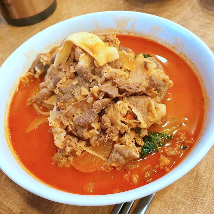 생방송투데이 인천 소래포구 돈마호크 짬뽕 맛집