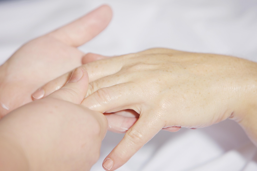 휴대용 마사지건 실사용 비교기 : 테라건 미니 vs 샤오미 미니건, 진짜는 누구일까?