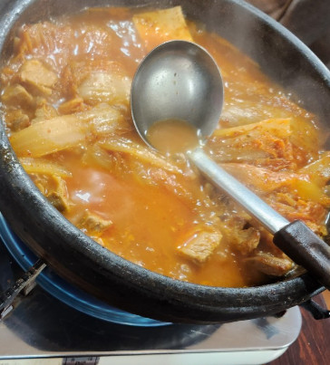 생방송투데이 서울 최고의 김치찜 마포 맛집 알아보기