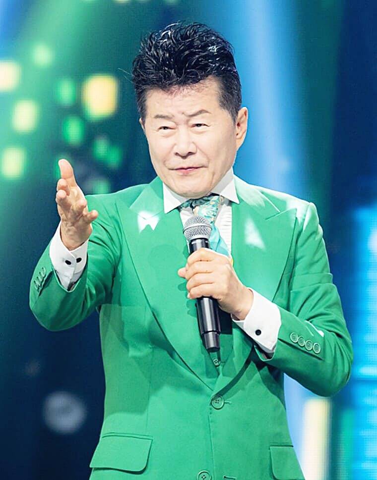 가수-태진아