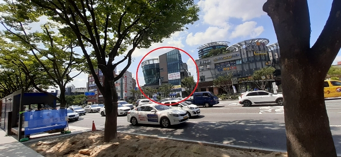 전주지방법원2022타경3283 기호2(가)-11(차) 주위상황(남동측에서 촬영)