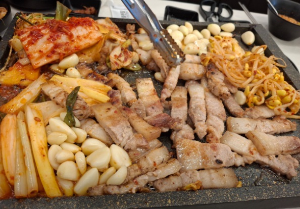 고양시-국내산-삼겹살-7,900원-제일정육식당