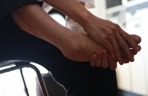 노인의 다리 붓기는 병이 원인