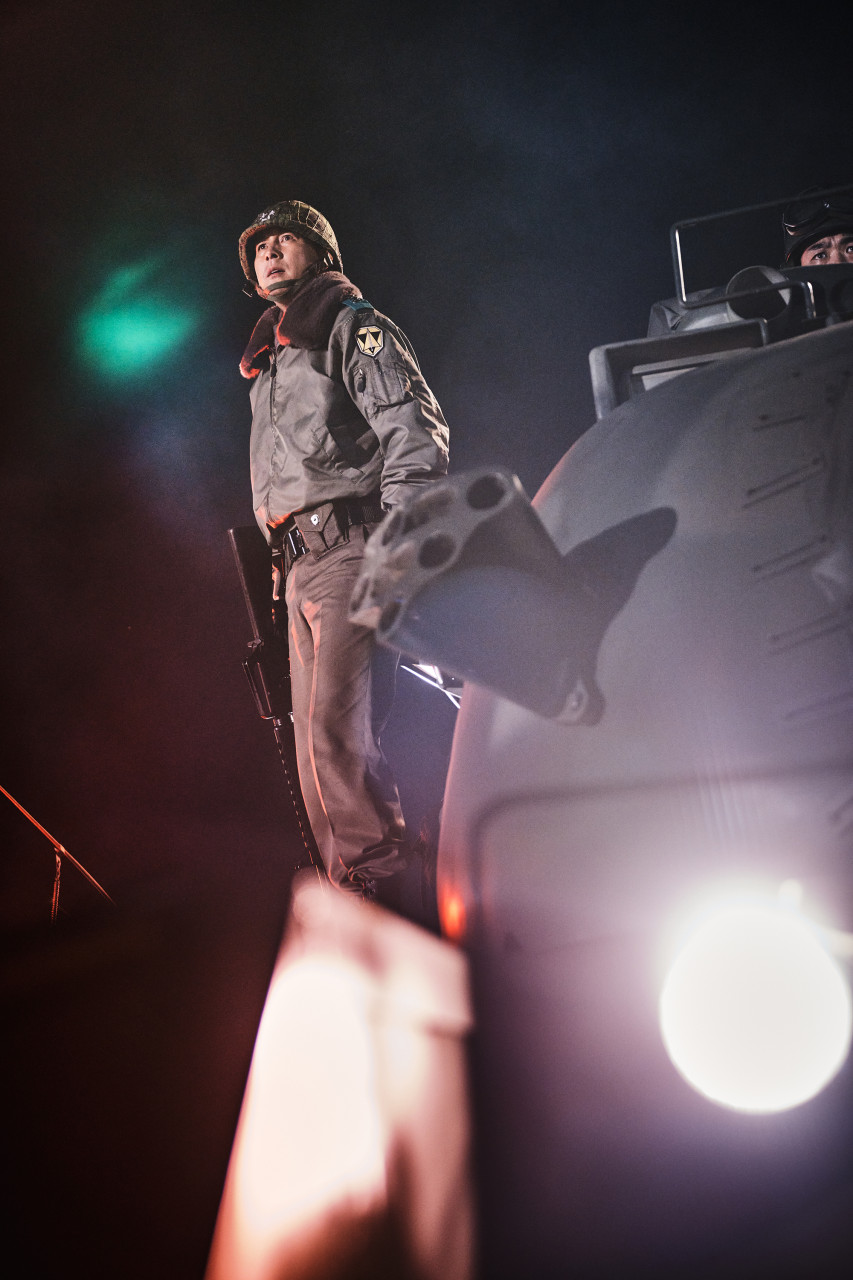 영화 서울의 봄 실화 실제인물 손익분기점 관객수 출연진 ott 줄거리 후기