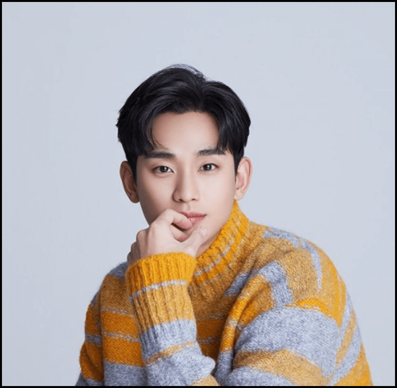 니트를-입고있는-김수현