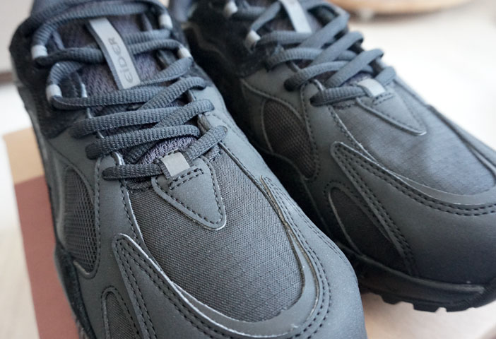 아이더 트래킹화