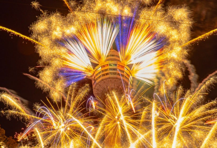 자이언트 매직북 뒤 다이나믹 광장 