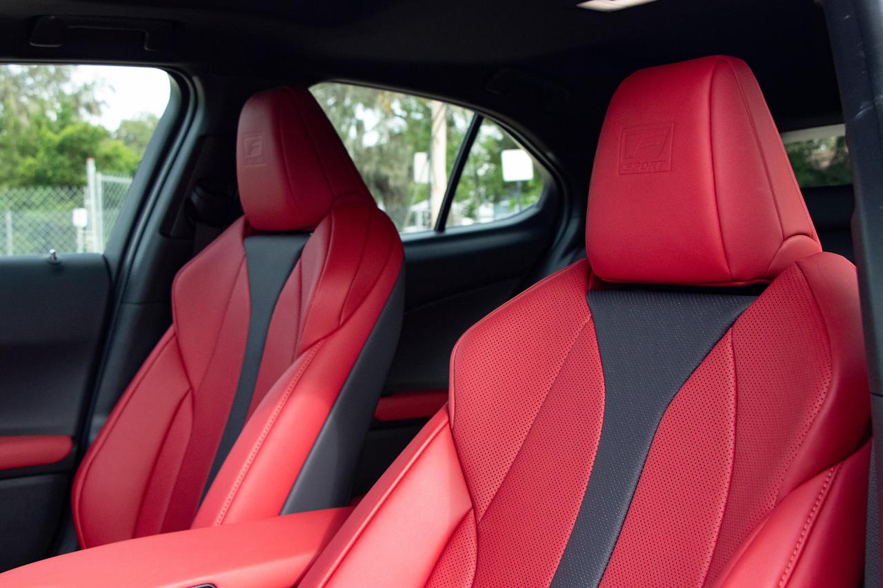 2024 렉서스 UX 하이브리드 내부디자인