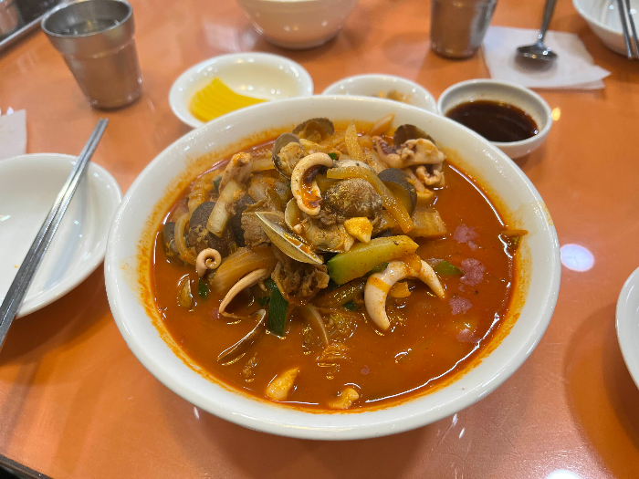 고기짬뽕(9,500원)