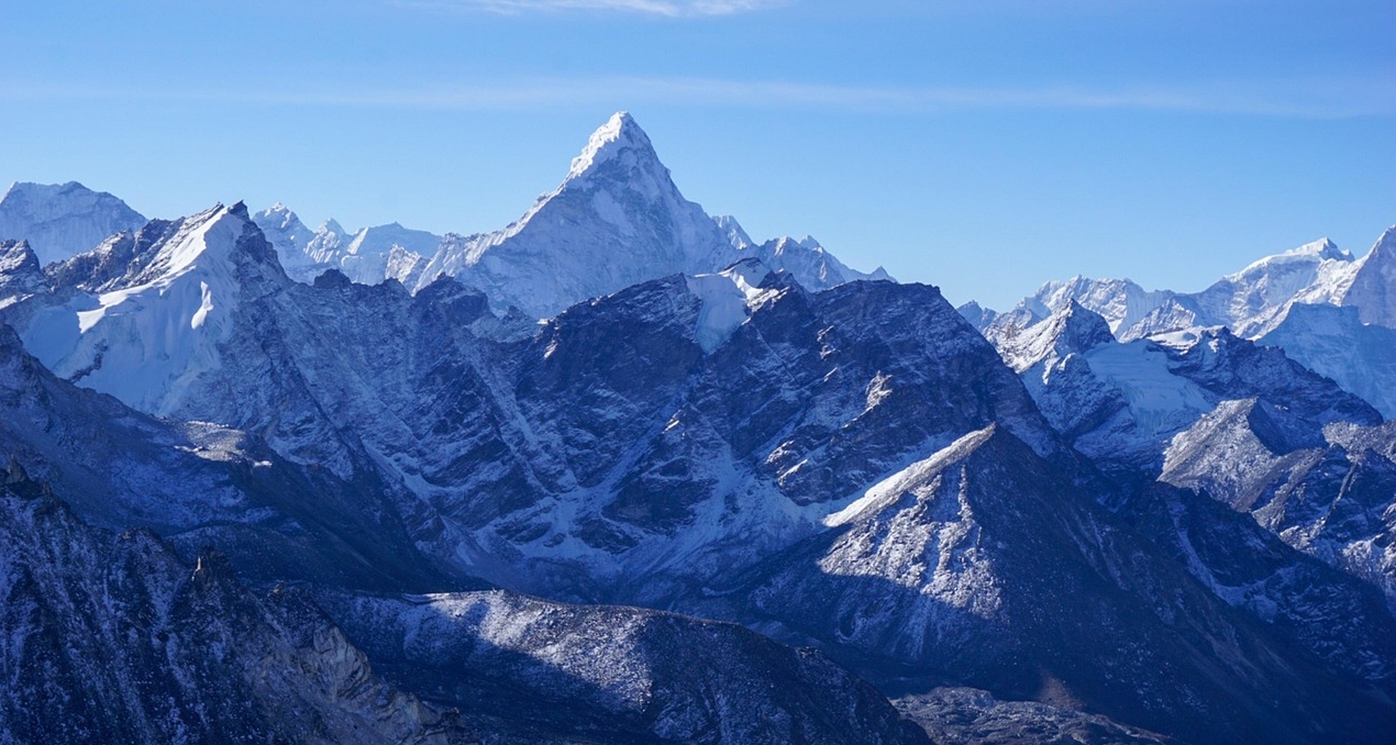 네팔 히말라야 에베레스트 산 풍경