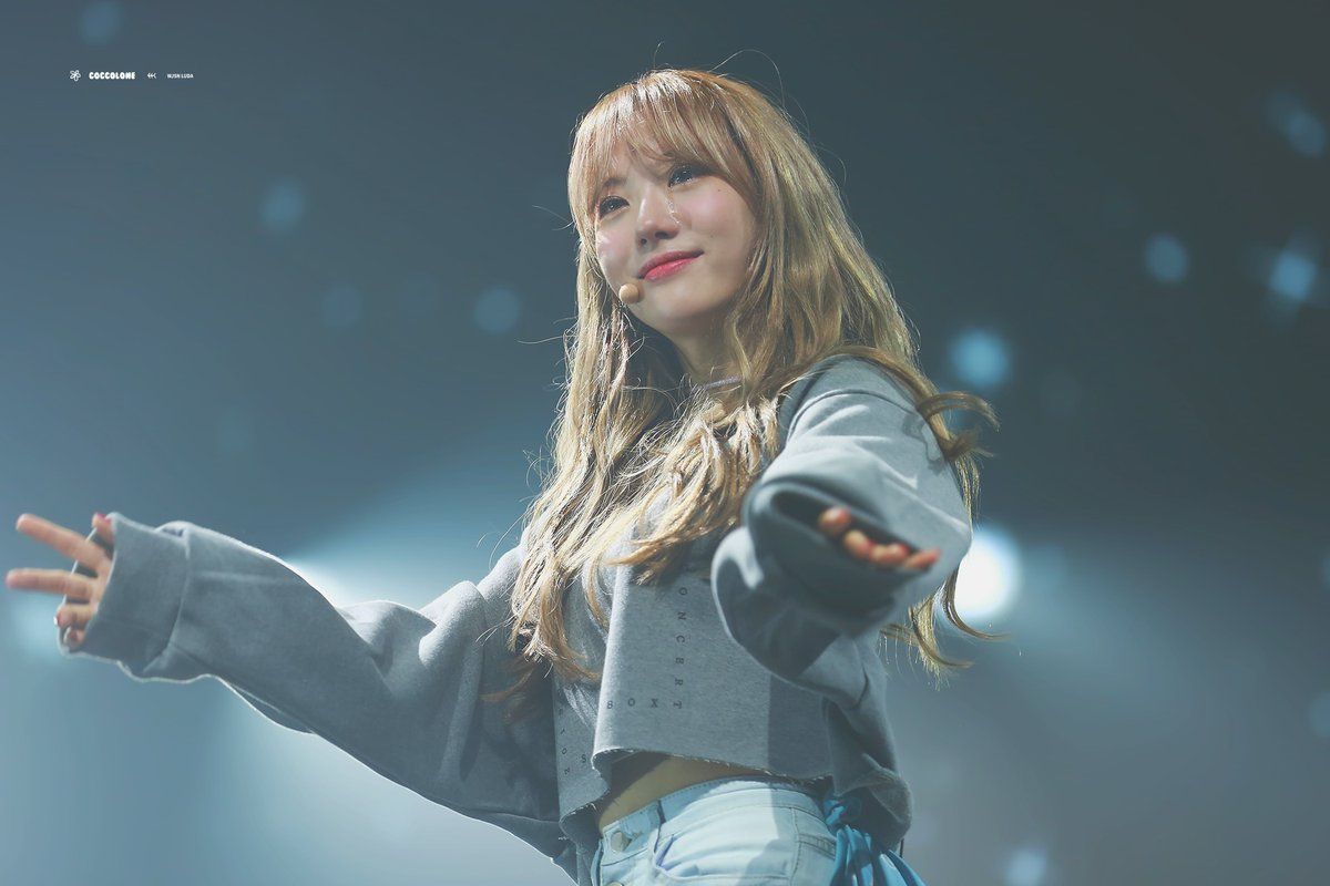 우주소녀 루다 인스타그램 사진 몸매