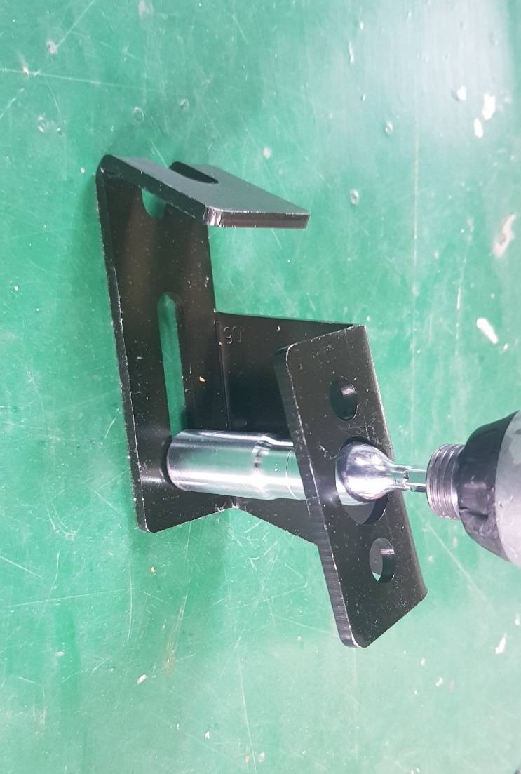 가이아 2열시트 릴렉스브라켓