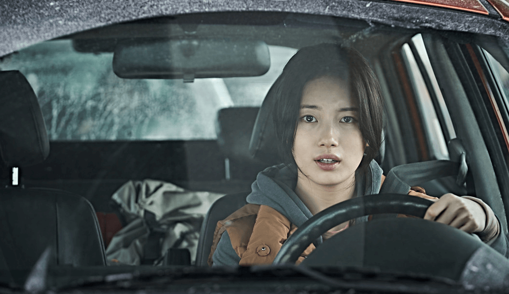 중심인물로 작용1