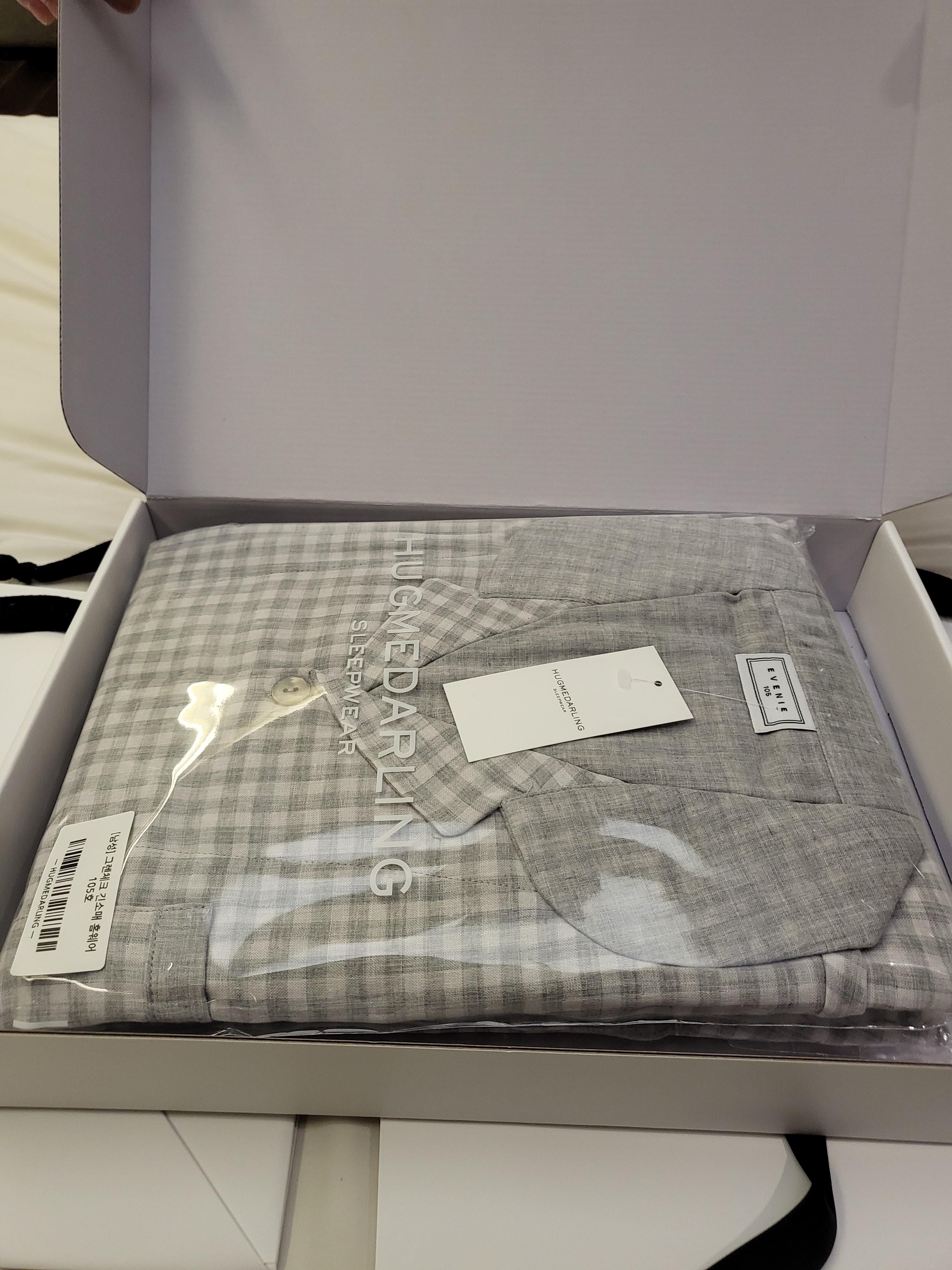 허그미달링 커플잠옷