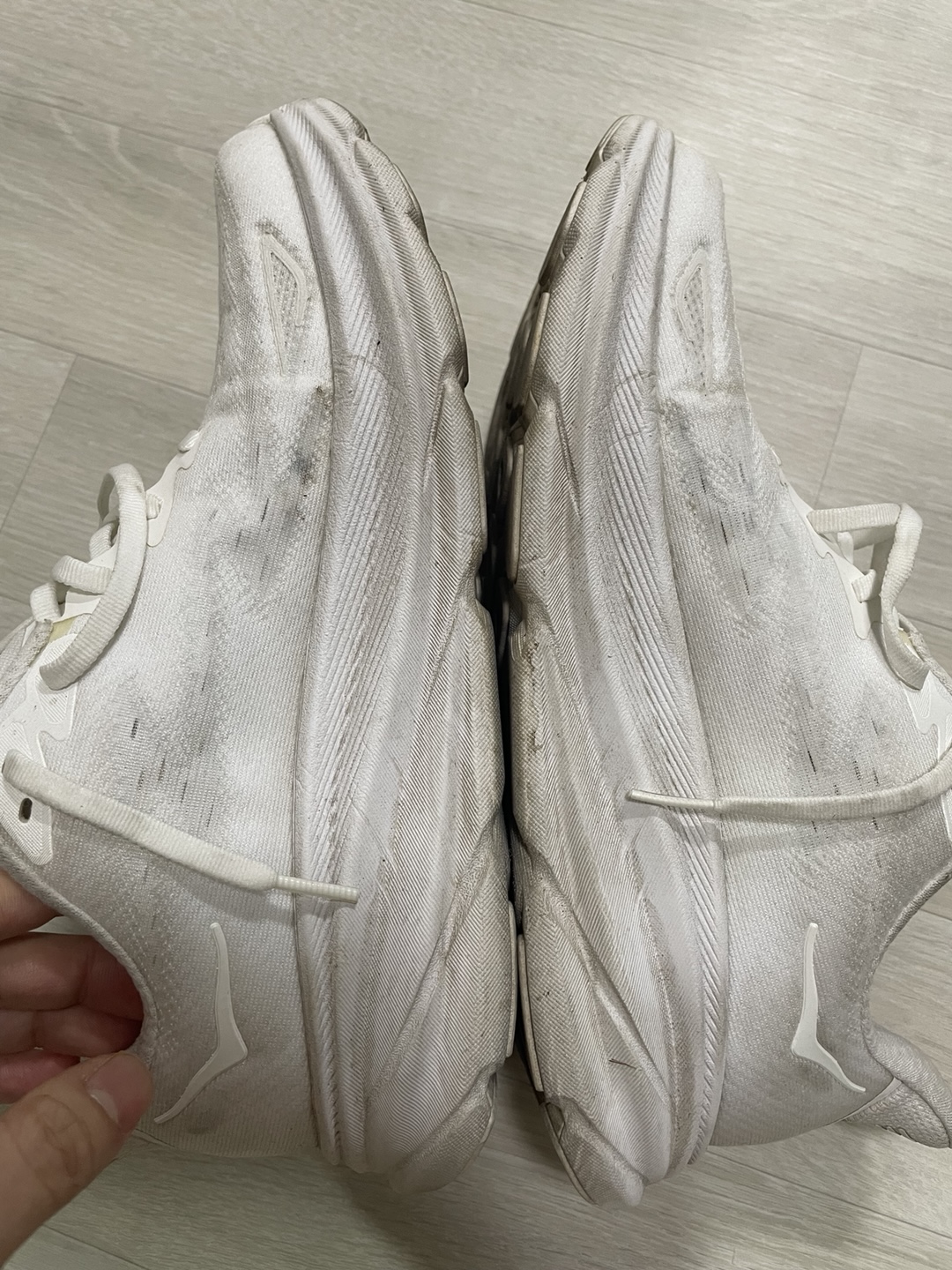 호카 클리프톤 9 실착 리뷰 &amp;#124; 러너들에게 인기 있는 호카런닝화 분석